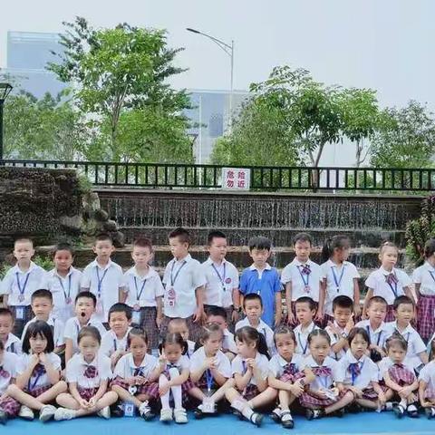 我们一6班多开心快乐呀！