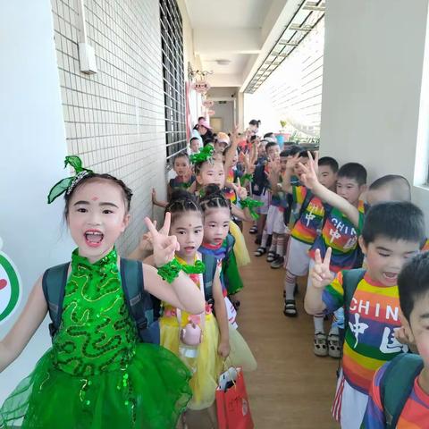 东方红幼儿园大大1班一一六一文艺汇演精彩回顾