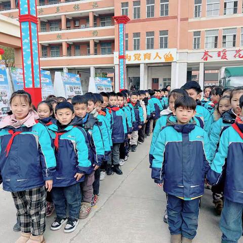 走进康馨工厂 探索科技魅力 ——泗阳县实验小学校外基地实践活动