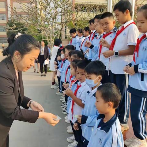 颁奖啦！——记2022－2023学年度文昌市树芳小学寒假特色作业颁奖仪式！