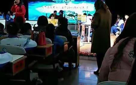 临河三小、三五班“营造书香校园”之中小学生汉、听，诗词挑战赛。