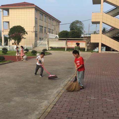 模环小学第2周值周小结