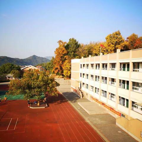 英语游戏在对话教学中的有效性探讨