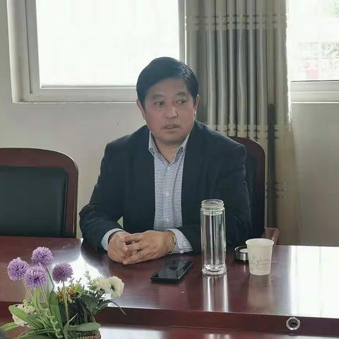 业务检查促成长,相互学习共进步—新店一中教师业务检查