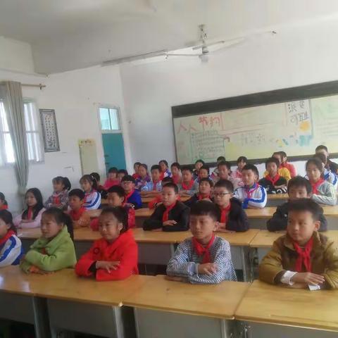 “心怀感恩，与爱同行”大金竹民族学校开展感恩主题教育活动