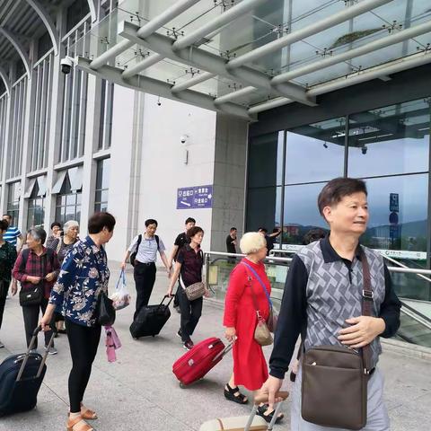 月亮的光华的美篇