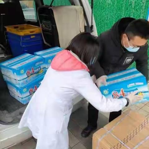 银企同心，抗疫有情 ——许昌莲城支行多举措做好疫情期间金融服务