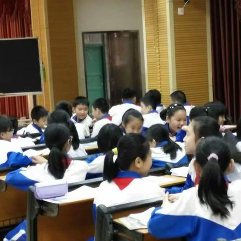 2017市一小数学教研活动 教师风采