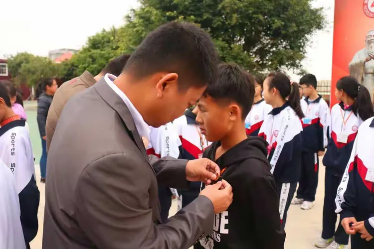 2018年初中部新团员入团仪式