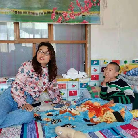 骄阳盛似火，温情甘如怡——记良田小学五年级组“残疾儿童送温暖”活动