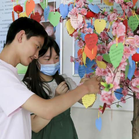 济南市人民医院孕妇学校偕分娩室举办父亲节“父爱传情”模拟产房体验活动