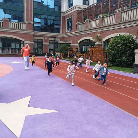 主题:《因为我长大了所以我能～～》