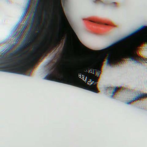 脾气不好，特别爱笑，但是暴躁