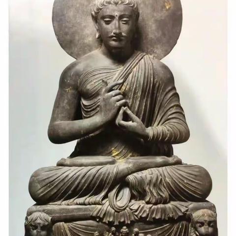 "超越苦难，觉醒心灵：通向智慧和自由的必经之路"。