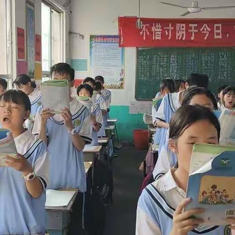 唐庄中学7.2班全体同学不凡青春，不凡初一