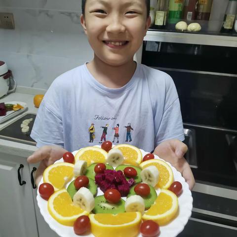 水 果 拼 盘