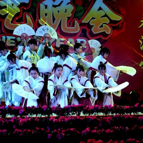 “扬青春激情，谱龙中华章”——龙驹中学2021元旦文艺晚会完美呈现