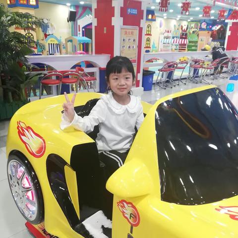 不一样的寒假——锡林浩特市第二实验小学二年五班吕欣怡