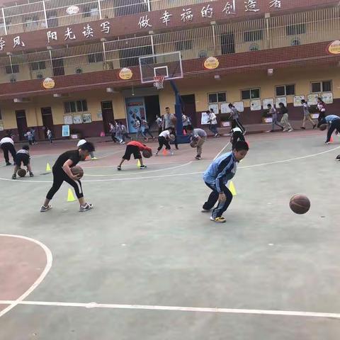 学习多彩校本课程，共享美好快乐童年。——记参观学习郭守敬小学校本课程