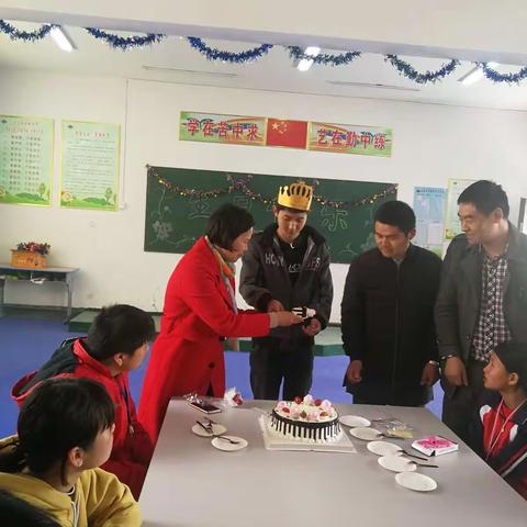 沈丘县东城回民中学希望之家九二班张国豪生日剪影