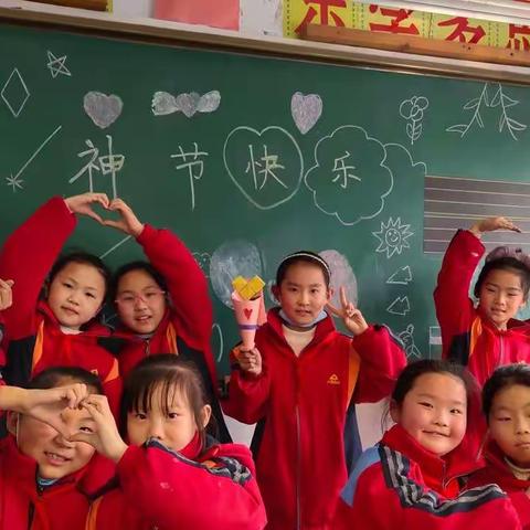 魅力三八 感恩常在 ——洪上完小三年级节日主题活动纪实