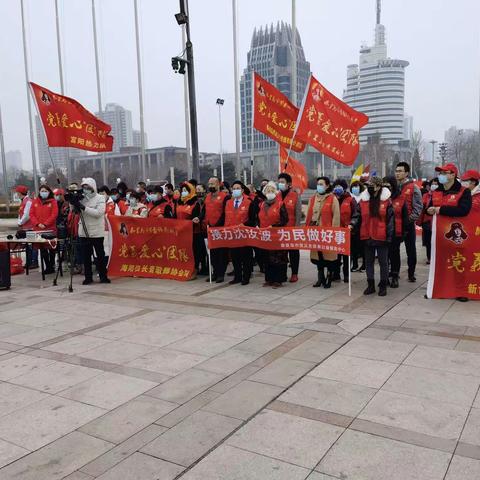 “学雷锋精神，展文明风采”——垃圾分类志愿者在行动