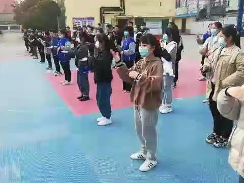 春意盎然的花朵