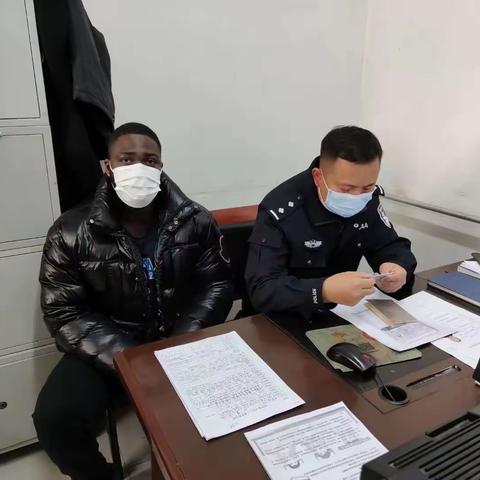 土门派出所积极面见辖区外国人