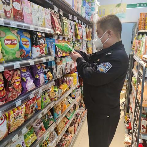 【莲湖科所动态】土门派出所开展“环食药”安全检查