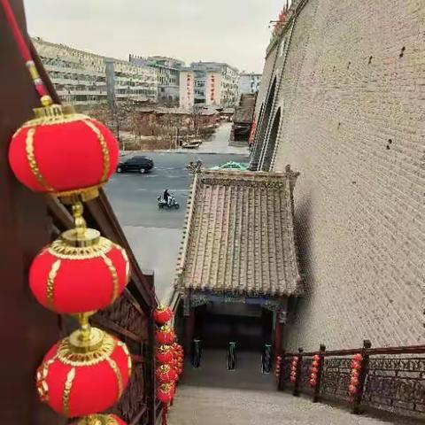手机随拍《登上南城门》