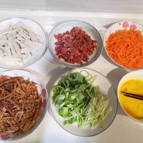 墨鱼豆腐丝—DFD二年12中队杜恩辰