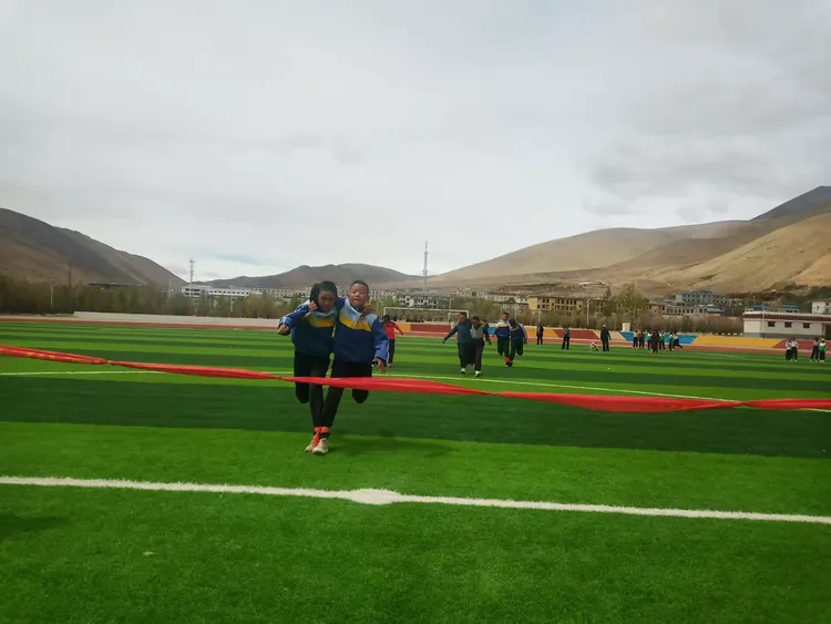 定结县完全小学春季运动会