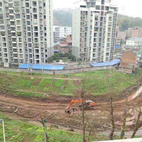 菜地坝河排污管网建设如火如荼市民点赞