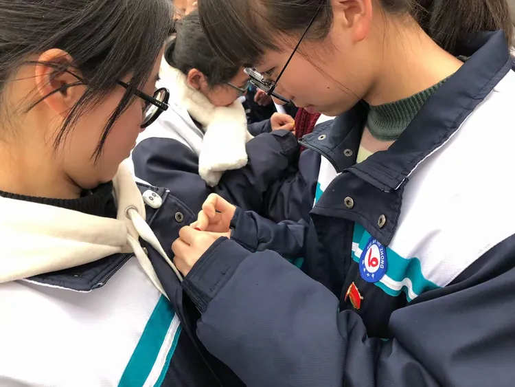 "十八而志青春万岁"瑞安十中2016级高三成人礼