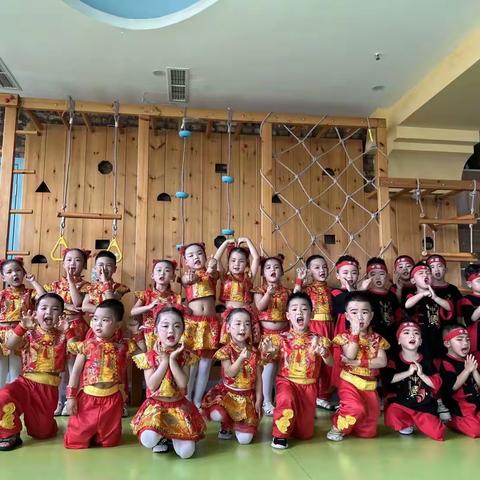 中二班2023春季学期期末总结