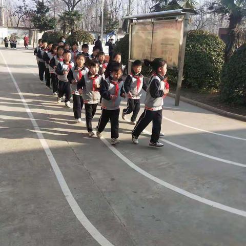 阳光体育展风采——皇甫小学阳光大课间比赛活动掠影
