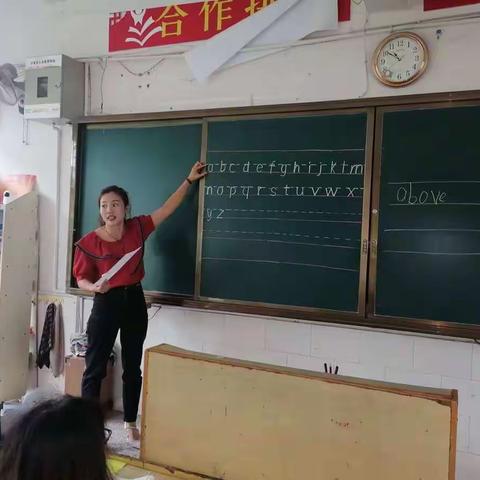 笔墨飘香，规整书写，为中考锦上添花  —    记墨江县民族学校九年级英语手写印刷体竞赛