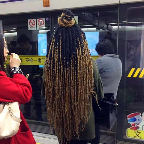 黑人美女的长发