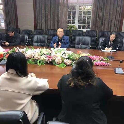 新思路解读新教材              新时代开辟新天地