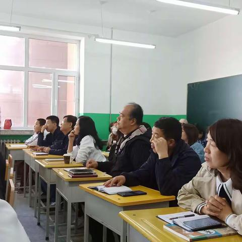 春暖芳菲话修炼，美好语文吐新蕾——记初二语文组青年教师展示课