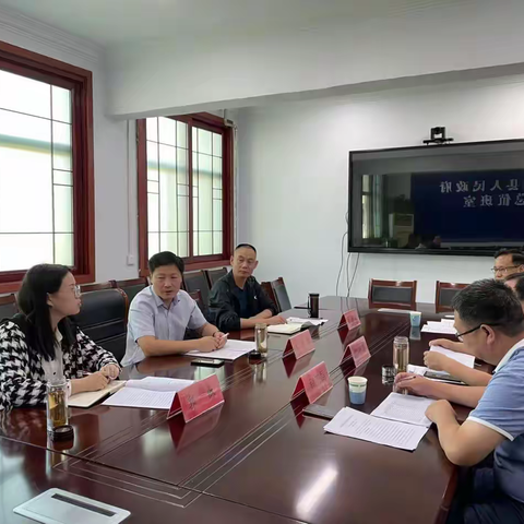 市科技局副局长罗光成带队到我县开展科技创新指导服务活动