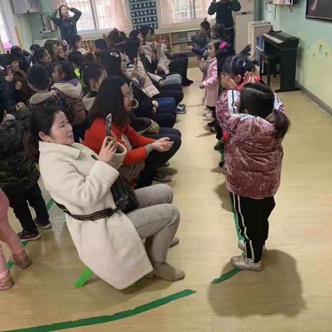 🍀三八女神节♡致最美的伟才妈妈☘️💗人间三月·桃之夭夭·灼灼其华💗─❥最美的三月💐只因有你❥─