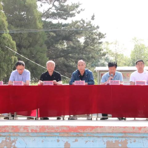 长皋乡学校期中表彰大会