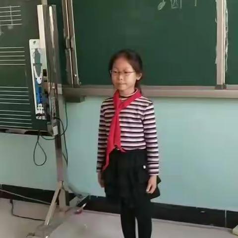 刘丽霞     乌海市海勃湾区第六小学--器乐教学走进课堂