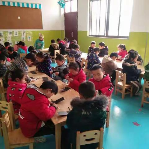 喜迎三八节 温暖你我她——桥头镇中心幼儿园庆“三八妇女节”活动报道