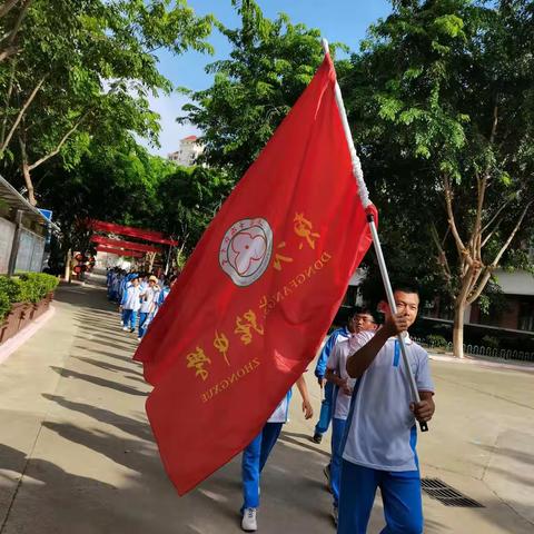 走近科学，体验科学魅力——东方市铁路中学高一年级参观中国流动科技馆东方站