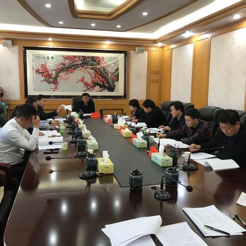 市政协学法委召开企业家委员座谈会