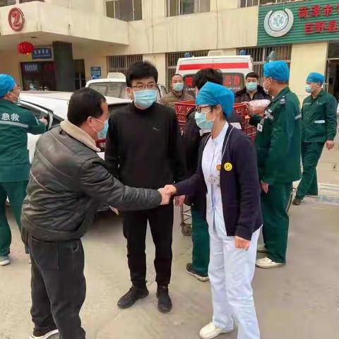 抗疫做先锋 党员在行动