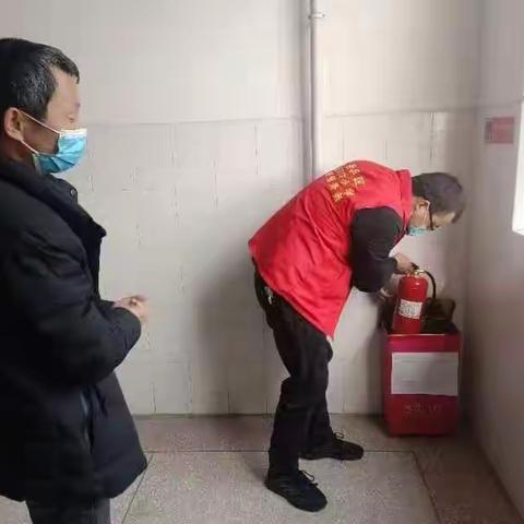 安全检查 筑牢防线——龙门口小学安全检查纪实