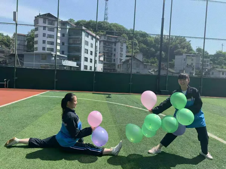 踏实奋进,砥砺前行――成长中的古丈一中思源班